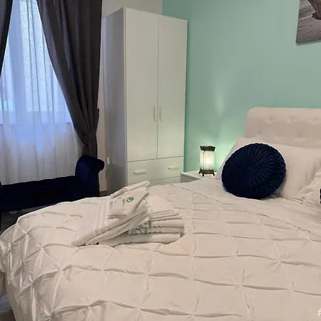 Emerella Luxury Suites-siderno Lungomare