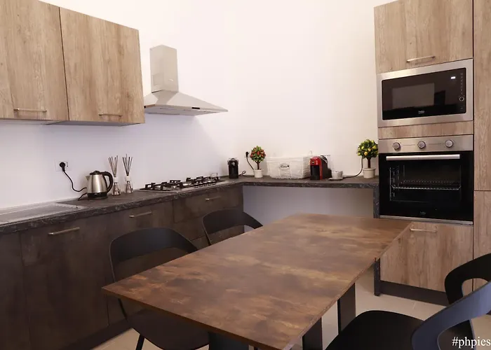 Emerella Luxury Suites-siderno Lungomare לינה וארוחת בוקר Siderno