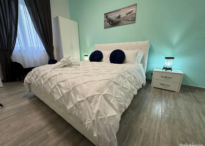 Emerella Luxury Suites-siderno Lungomare 4*