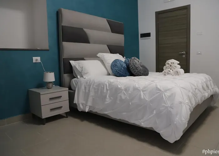 לינה וארוחת בוקר Emerella Luxury Suites-siderno Lungomare Siderno