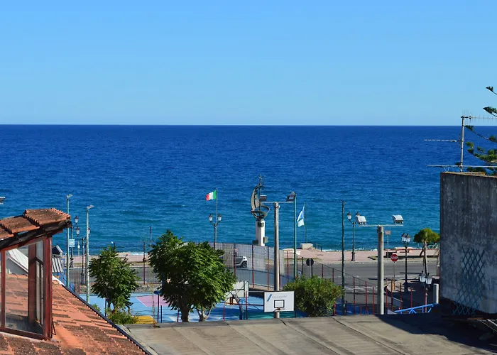 Emerella Luxury Suites-siderno Lungomare 4* Siderno