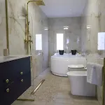 Emerella Luxury Suites-siderno Lungomare 4* Siderno