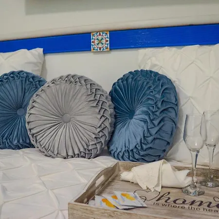Emerella Luxury Suites-siderno Lungomare Frühstückspension