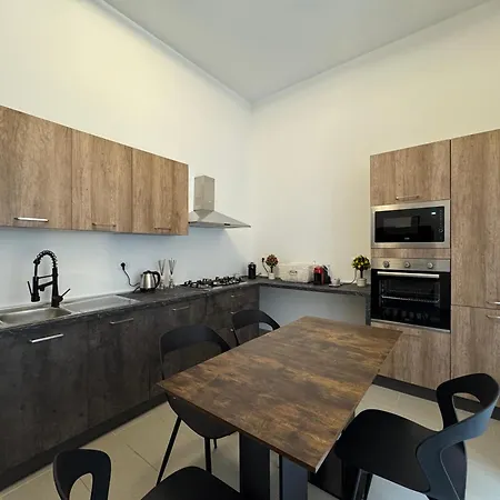 Emerella Luxury Suites-siderno Lungomare Frühstückspension