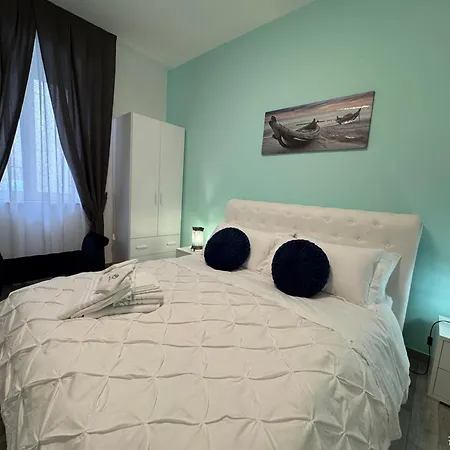 Emerella Luxury Suites-siderno Lungomare Siderno