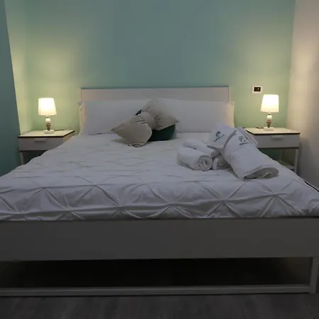 Emerella Luxury Suites-siderno Lungomare