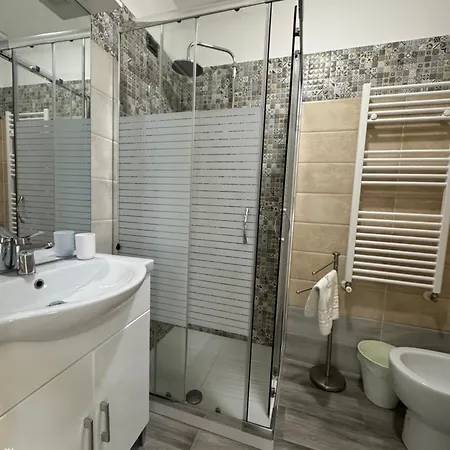 Frühstückspension Emerella Luxury Suites-siderno Lungomare Siderno