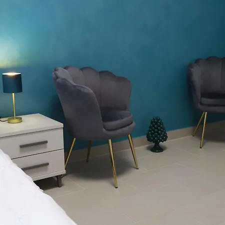 Frühstückspension Emerella Luxury Suites-siderno Lungomare