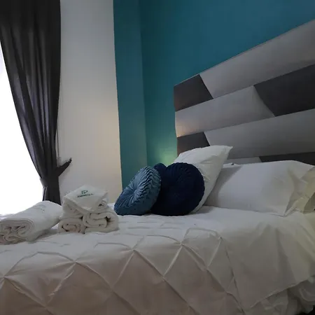 Emerella Luxury Suites-siderno Lungomare 4* Siderno