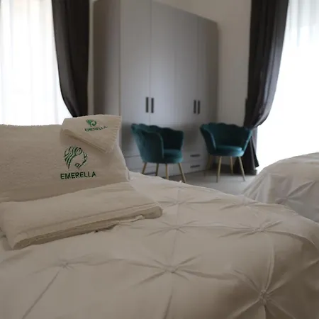 B&B Emerella Luxury Suites-siderno Lungomare 시데르노 마리나