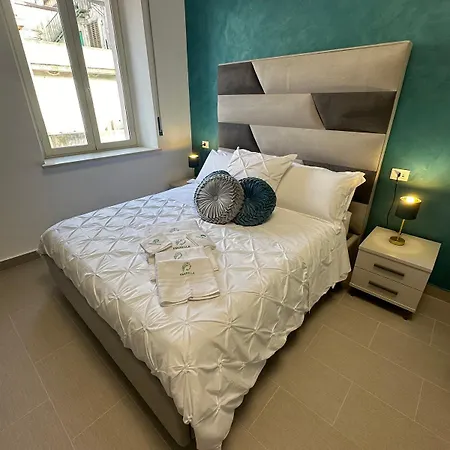 Emerella Luxury Suites-siderno Lungomare