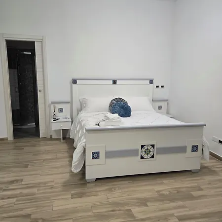 Panzió Emerella Luxury Suites-siderno Lungomare Siderno