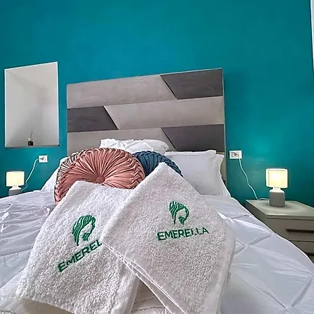 Emerella Luxury Suites-siderno Lungomare Siderno