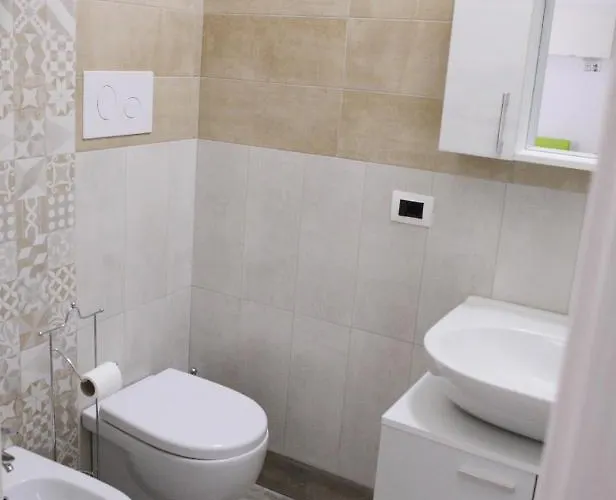 Alojamento de Acomodação e Pequeno-almoço Emerella Luxury Suites-siderno Lungomare