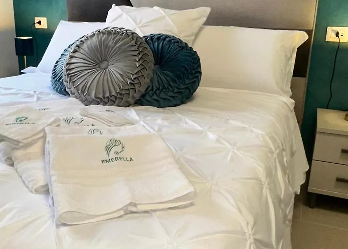 Emerella Luxury Suites-siderno Lungomare 4*