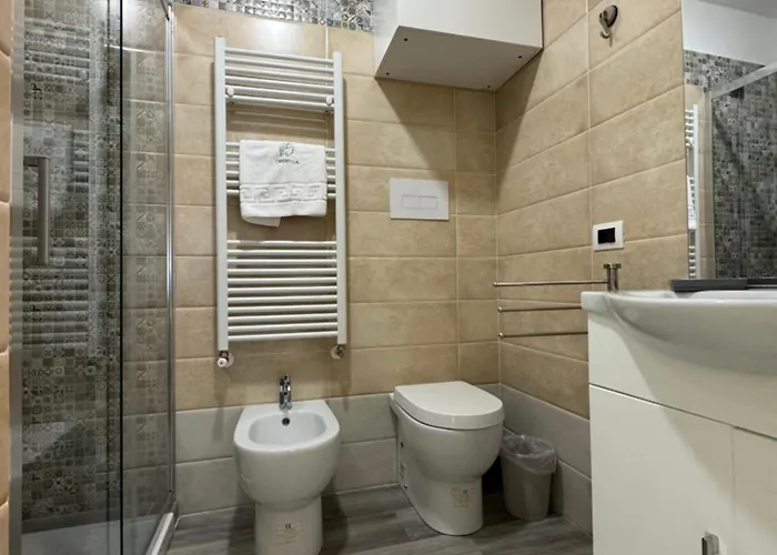 Emerella Luxury Suites-siderno Lungomare 4*