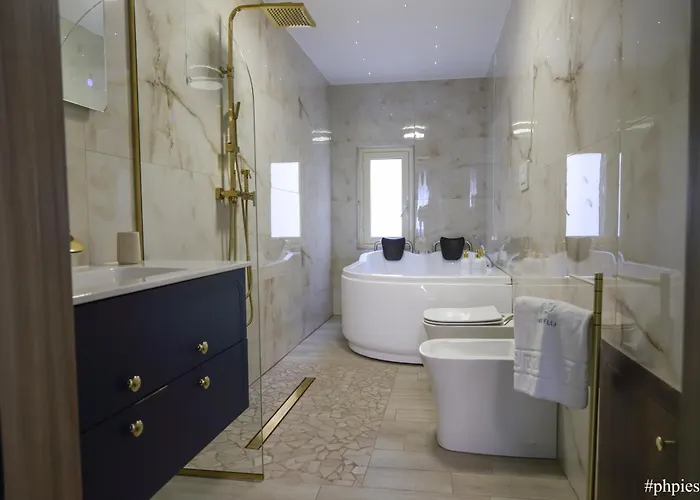 Emerella Luxury Suites-siderno Lungomare 4* Siderno