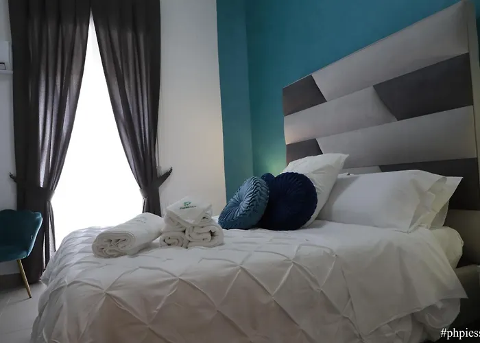 Emerella Luxury Suites-siderno Lungomare 4*