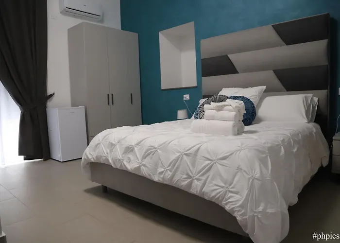 Emerella Luxury Suites-siderno Lungomare Alojamento de Acomodação e Pequeno-almoço Siderno